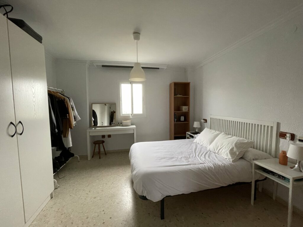 Proyecto Interiorismo y Reforma Integral - Esquilo 22 - El Cónsul - Málaga - Estado Inicial - 09 - dormitorio ppal
