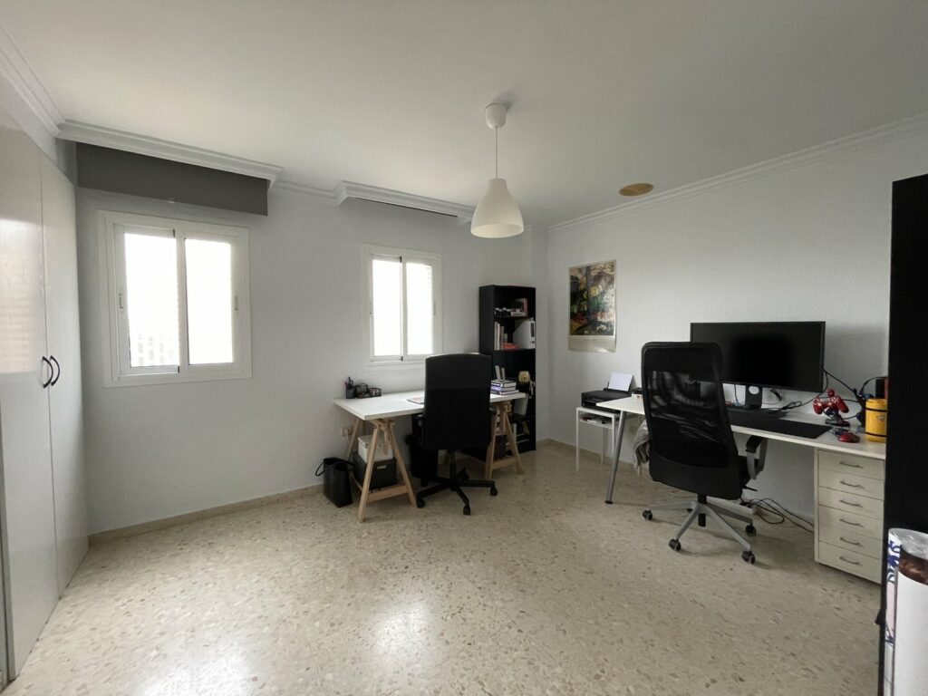 Proyecto Interiorismo y Reforma Integral - Esquilo 22 - El Cónsul - Málaga - Estado Inicial - 10 - estudio