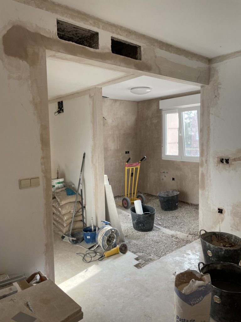 Reforma Integral Vivienda Av del Lido - Playamar - Torremolinos - 11 - Maestreado con yeso de perlita