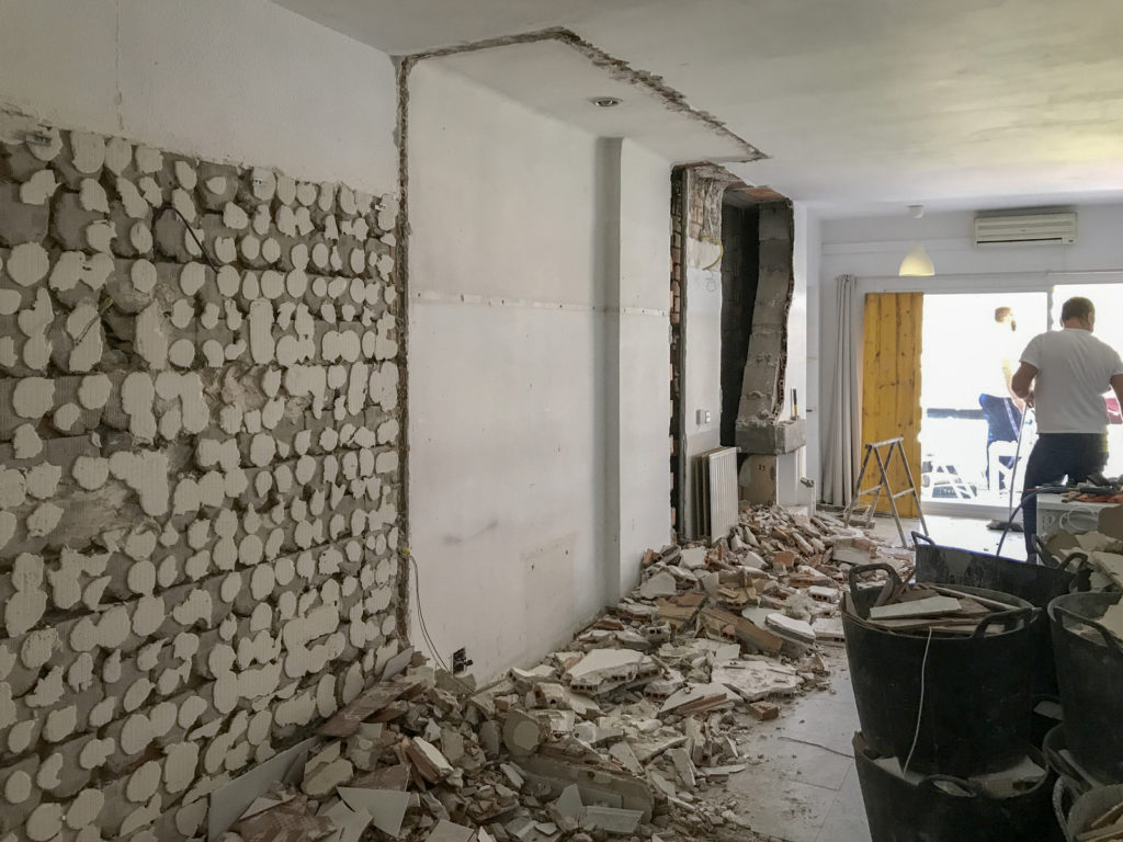 Reforma integral apartamento estudio Marbella &ndash; 11 &ndash; Obra &ndash; Demoliciones