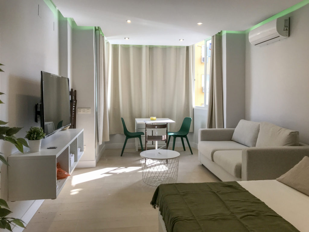 Reforma integral apartamento para alquiler Torremolinos &ndash; 36 &ndash; Mobiliario y decoración